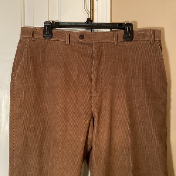 Lauren Ralph Lauren Women’s Brown 100% Cotton Corduroy Pants Fall Size 38R X 34L - Picture 3 of 4
